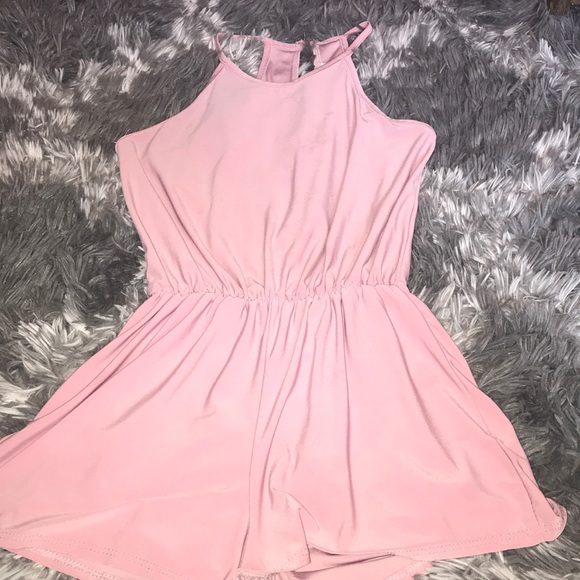 Pink romper - Picture 1 of 1